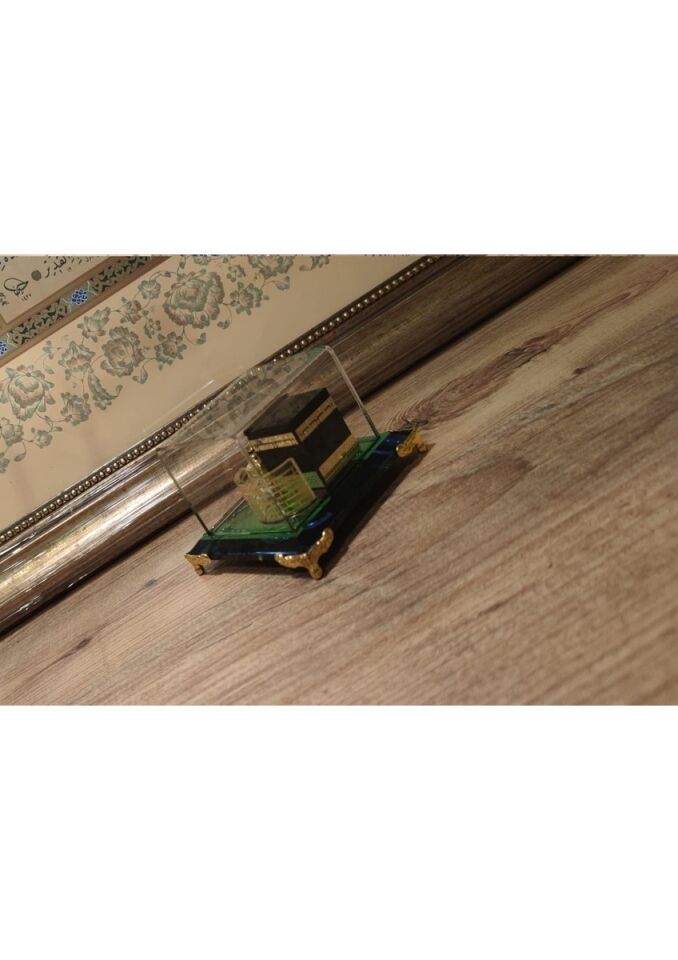 3 Boyutlu Kabe Maketi (Cam) Hediyelik