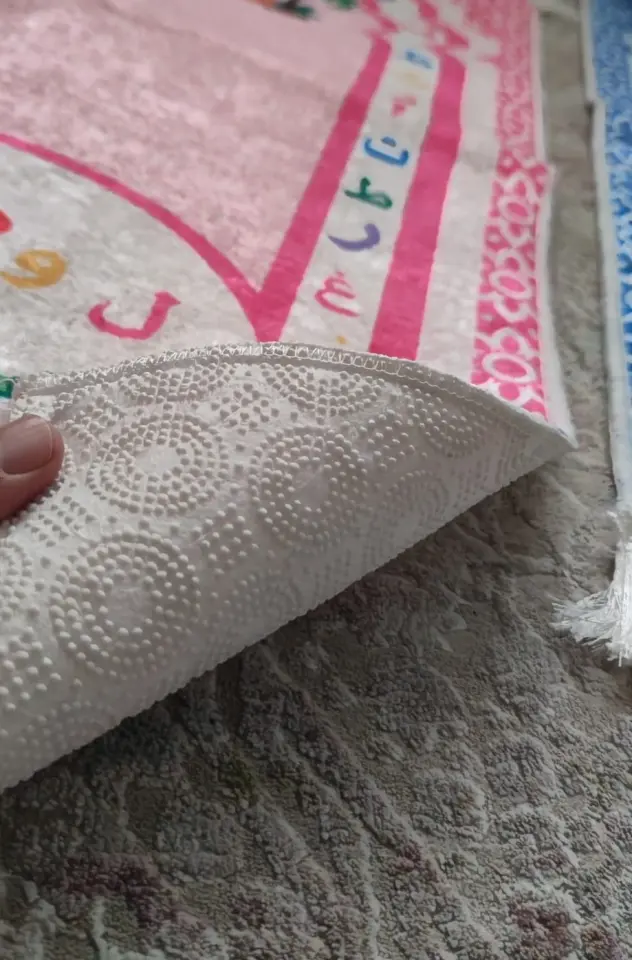 Kaymaz Tabanlı Çocuk Seccadesi - Yumuşak Dokulu Eğitici Namazlığı