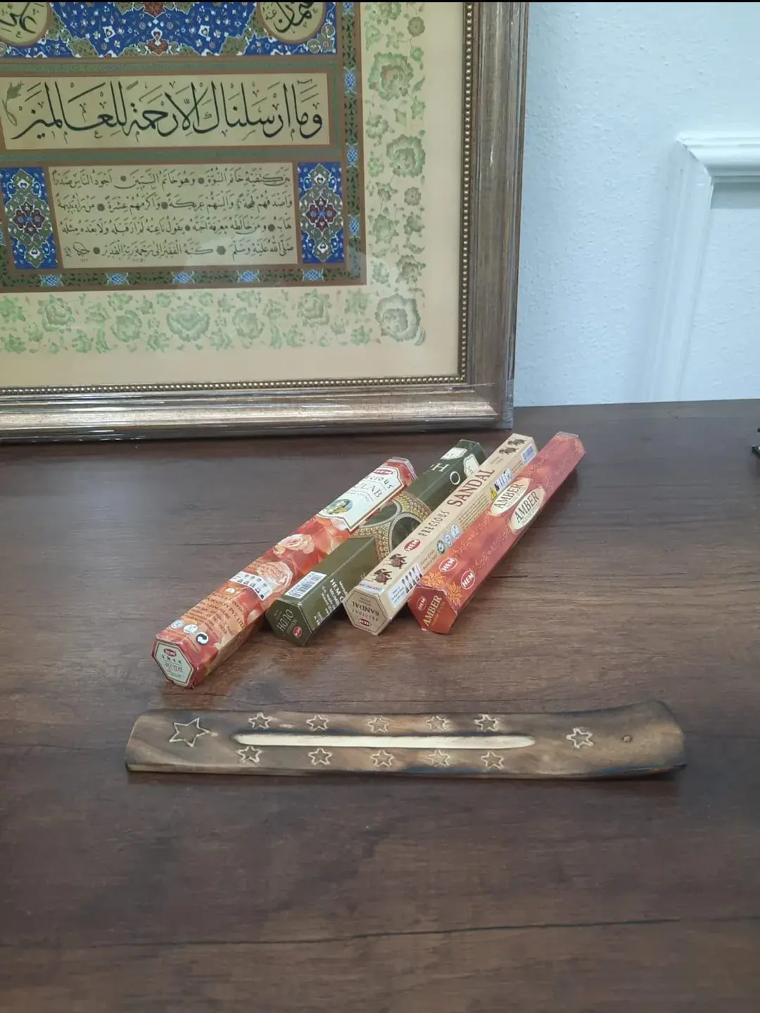 Hem Marka Çubuk Tütsü Seti - 4 Adet Tütsü + 1 Adet Tütsülük